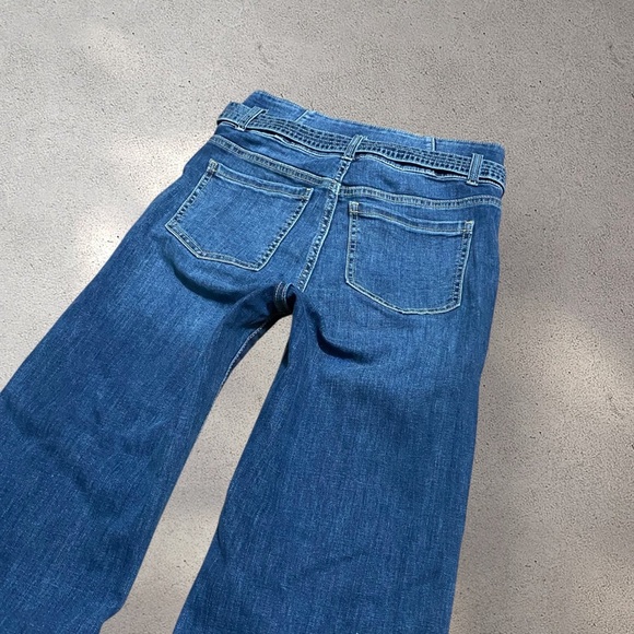 Sneak Peek High Rise Flare Jeans - Picture 4 of 6